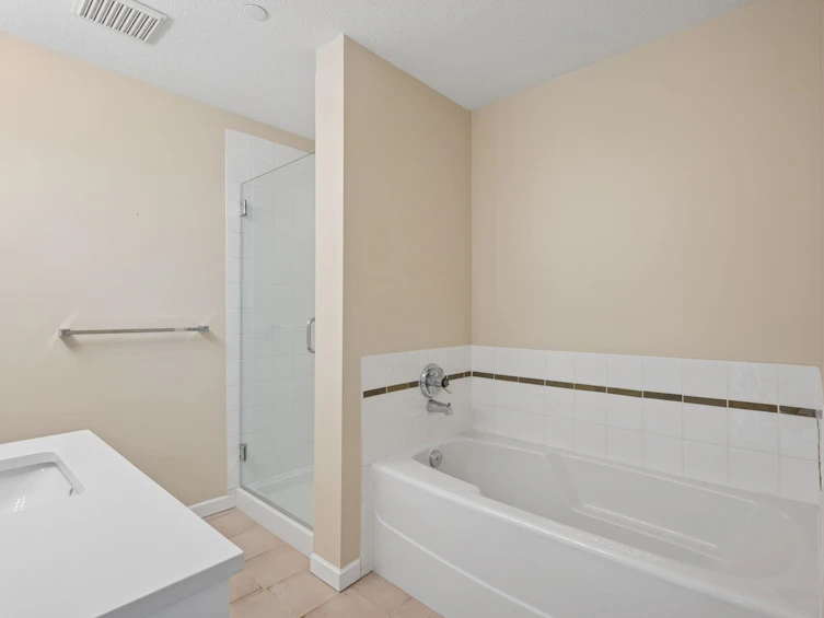 305-1990 E Kent Avenue South, Vancouver, BC, V5P 4X5 - 14