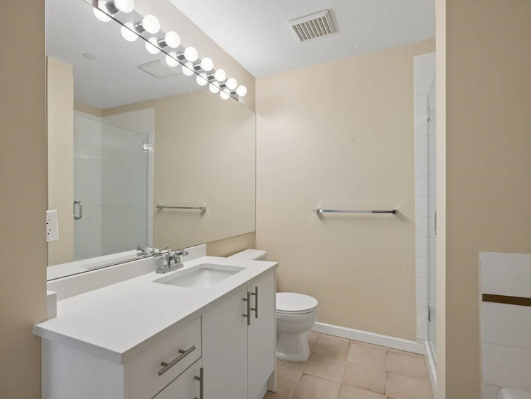 305-1990 E Kent Avenue South, Vancouver, BC, V5P 4X5 - 13