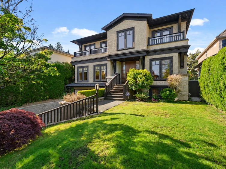 2385 W 49th Avenue, Vancouver, BC, V6M 2V2