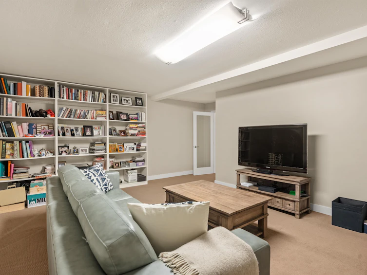 2385 W 49th Avenue, Vancouver, BC, V6M 2V2 - 26