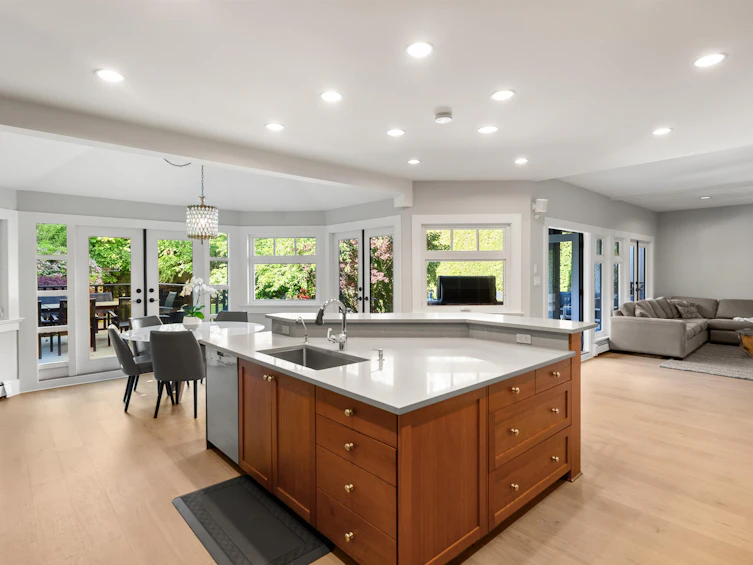 2385 W 49th Avenue, Vancouver, BC, V6M 2V2 - 9