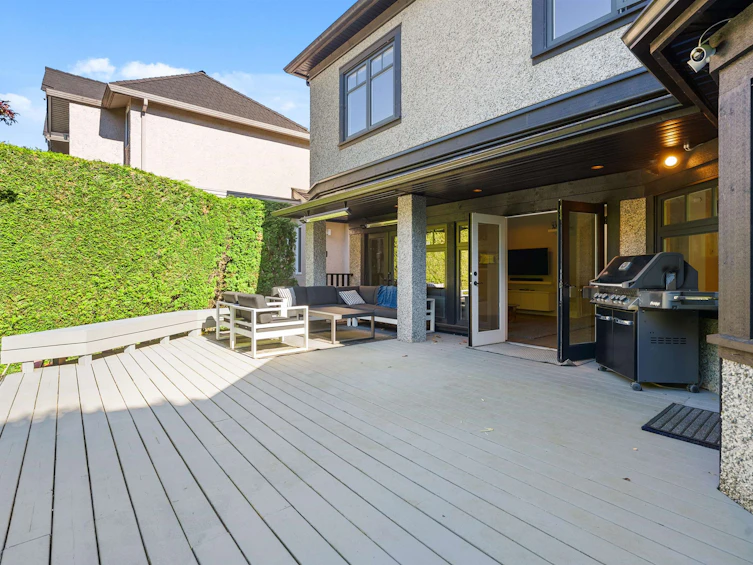 2385 W 49th Avenue, Vancouver, BC, V6M 2V2 - 35