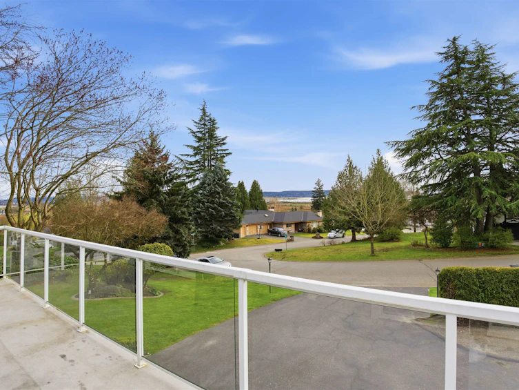 12891 Southridge Drive, Surrey, BC, V3X 3C7 - 33