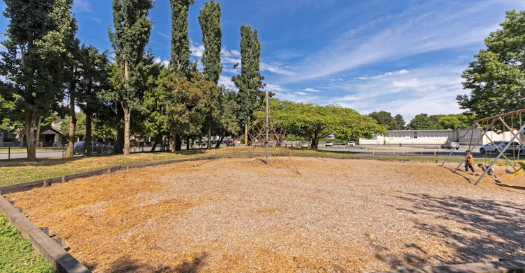 5191 Chetwynd Avenue, Richmond, BC, V7C 4L1 - 35