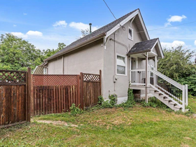 46028 King Avenue - 2