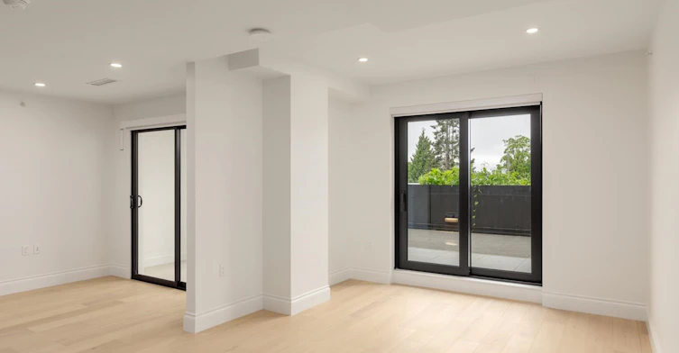 303-2105 W 46th Avenue, Vancouver, BC, V6M 2L1 - 8