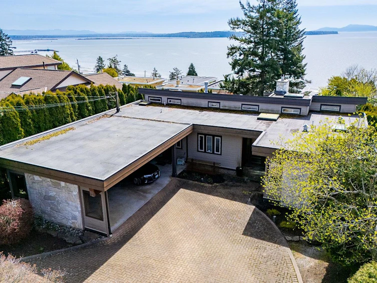 14366 Magdalen Avenue, Surrey, BC, V4B 2X3 - 2