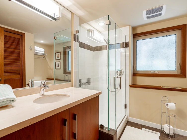 14366 Magdalen Avenue, Surrey, BC, V4B 2X3 - 31