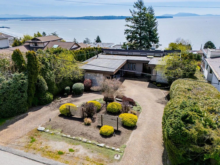 14366 Magdalen Avenue, Surrey, BC, V4B 2X3