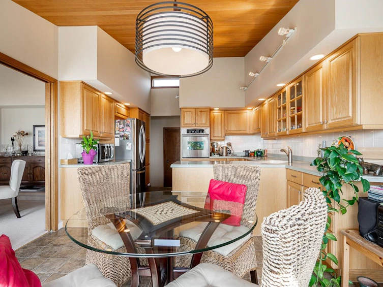 14366 Magdalen Avenue, Surrey, BC, V4B 2X3 - 23