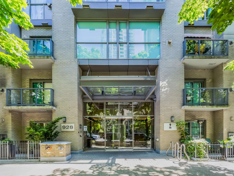 1104-928 Richards Street, Vancouver, BC, V6B 6P6 - 3
