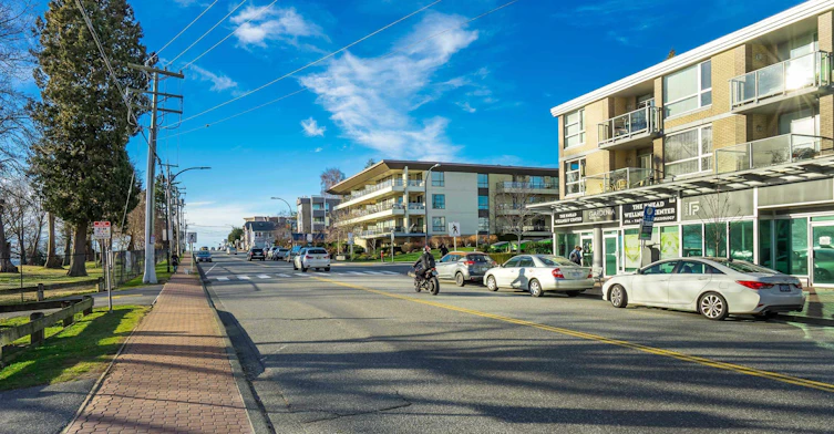 311-15777 Marine Drive, Surrey, BC, V4B 1E5 - 13