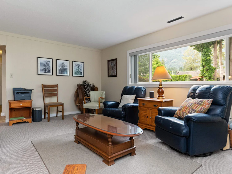 630 Hazel Street, Hope, BC, V0X 1L0 - 24