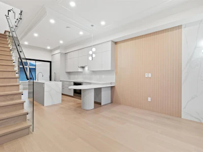 1510 W 61st Avenue - 4