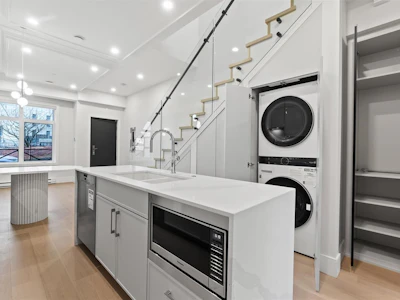 1510 W 61st Avenue - 3