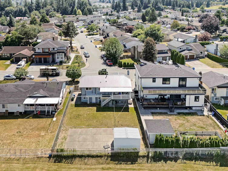 32745 Okanagan Drive, Abbotsford, BC, V2T 4Z4 - 37