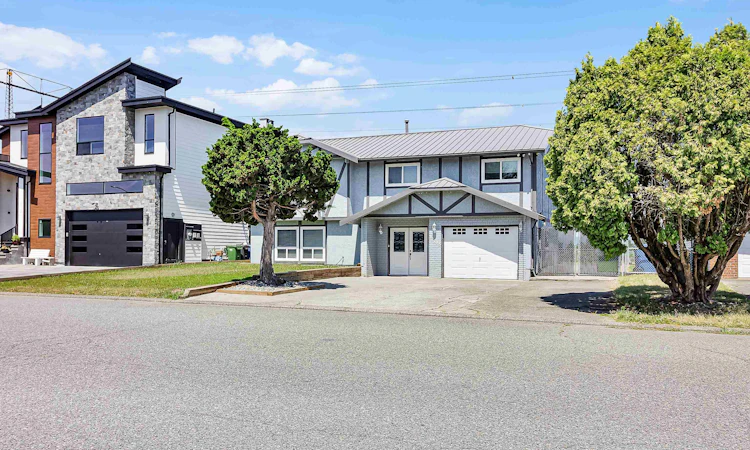 32745 Okanagan Drive