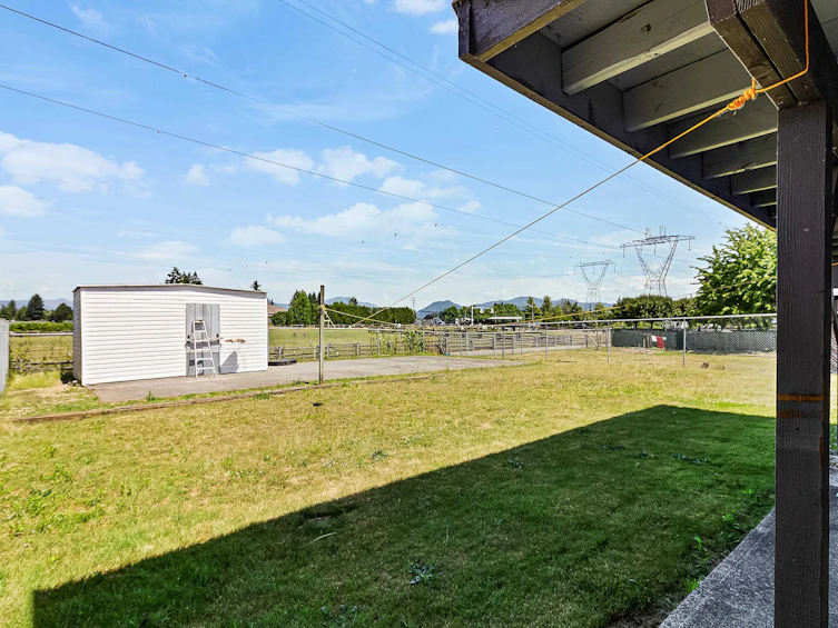 32745 Okanagan Drive, Abbotsford, BC, V2T 4Z4 - 39