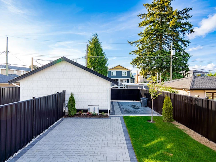 2621 Mcbain Avenue, Vancouver, BC, V6L 2C7 - 37