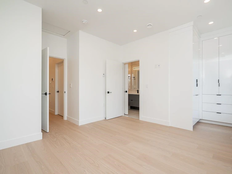 2621 Mcbain Avenue, Vancouver, BC, V6L 2C7 - 30