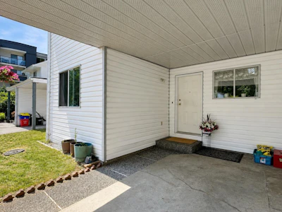 3-12075 207a Street - 3
