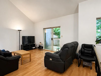 3-12075 207a Street - 5