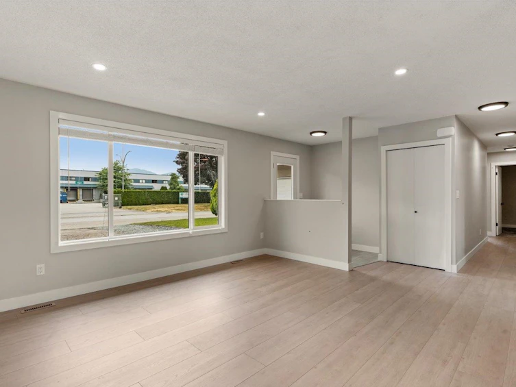 8900 Charles Street, Chilliwack, BC, V2P 7H8 - 10