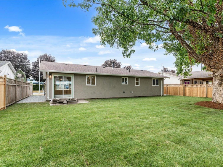 8900 Charles Street, Chilliwack, BC, V2P 7H8 - 27