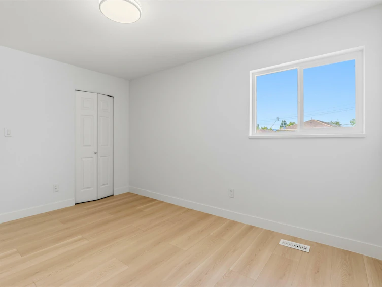 1761 E 57th Avenue, Vancouver, BC, V5P 2B4 - 37