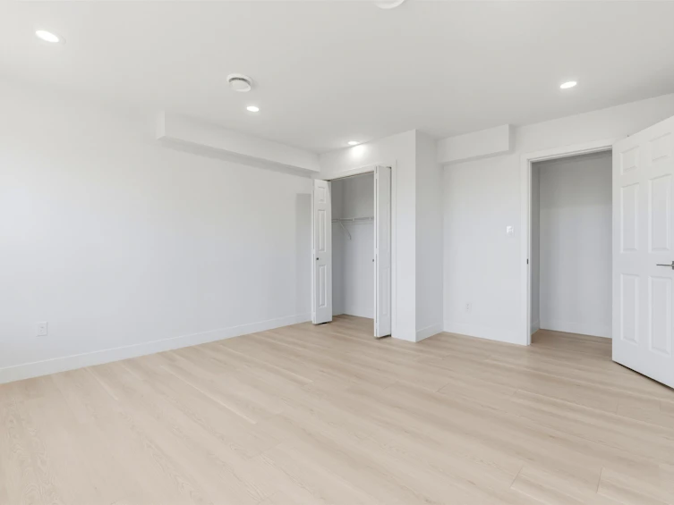 1761 E 57th Avenue, Vancouver, BC, V5P 2B4 - 35
