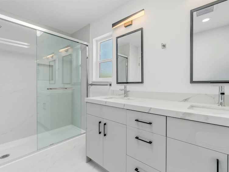 1761 E 57th Avenue, Vancouver, BC, V5P 2B4 - 39