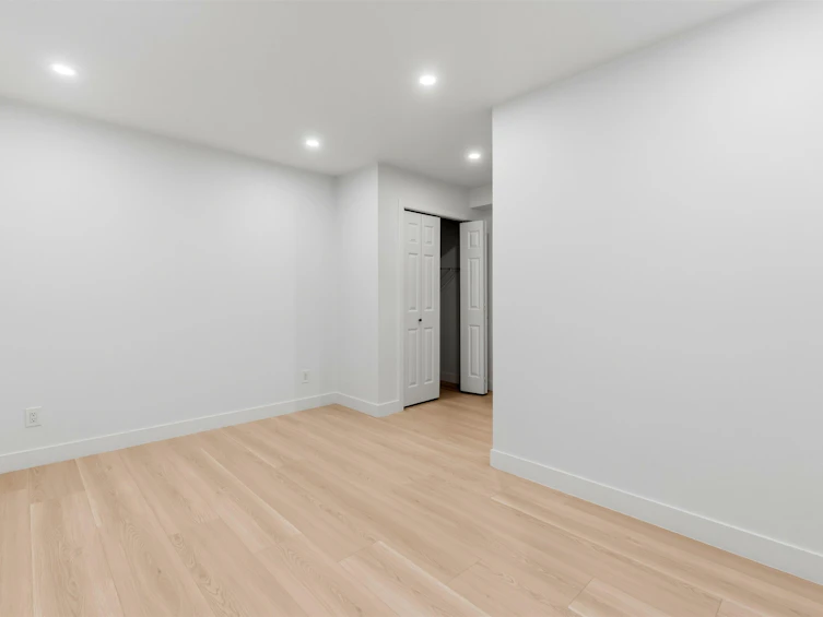 1761 E 57th Avenue, Vancouver, BC, V5P 2B4 - 21