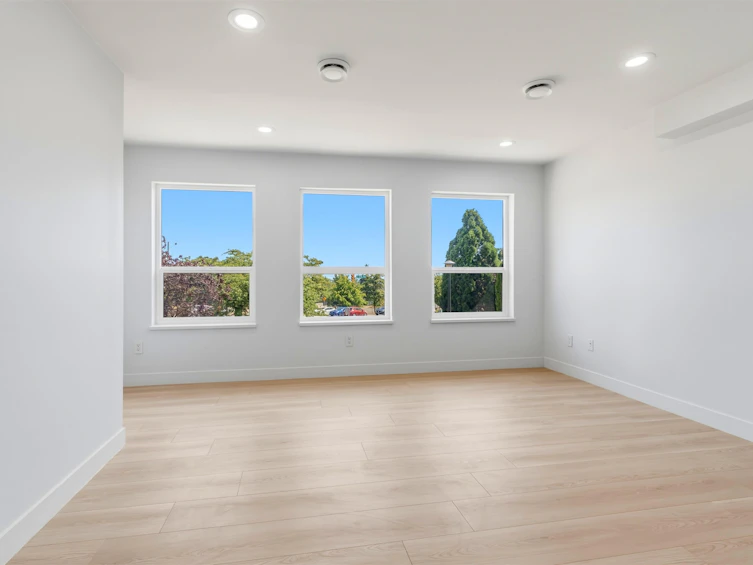 1761 E 57th Avenue, Vancouver, BC, V5P 2B4 - 36