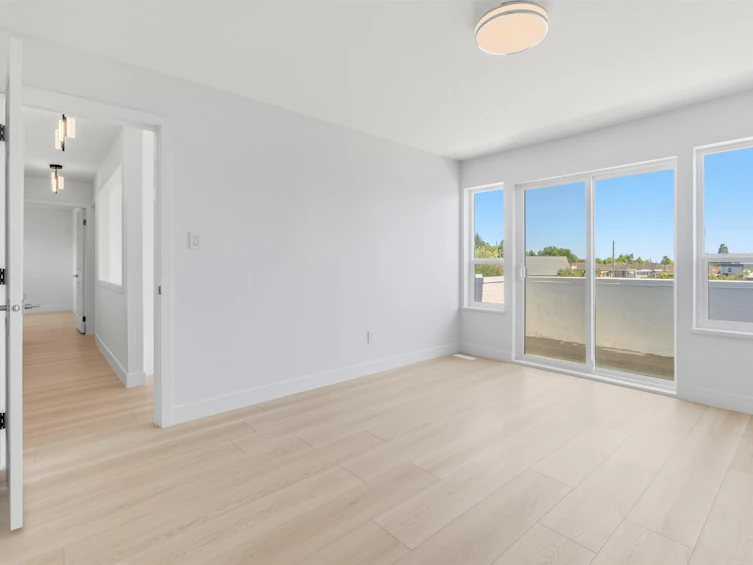 1761 E 57th Avenue, Vancouver, BC, V5P 2B4 - 10