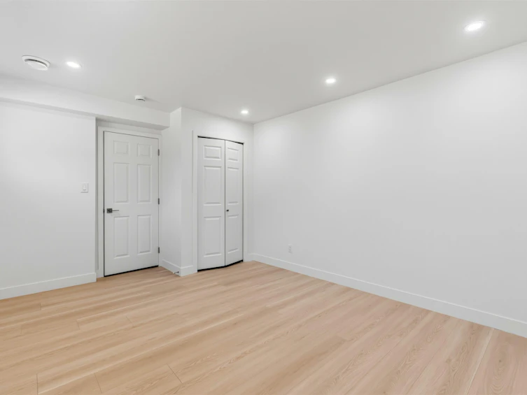 1761 E 57th Avenue, Vancouver, BC, V5P 2B4 - 26