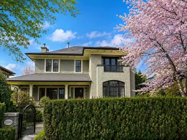 2599 W 36th Avenue, Vancouver, BC, V6N 2P6 - 2