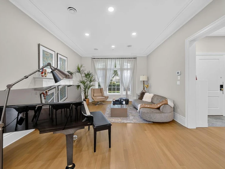 2599 W 36th Avenue, Vancouver, BC, V6N 2P6 - 6