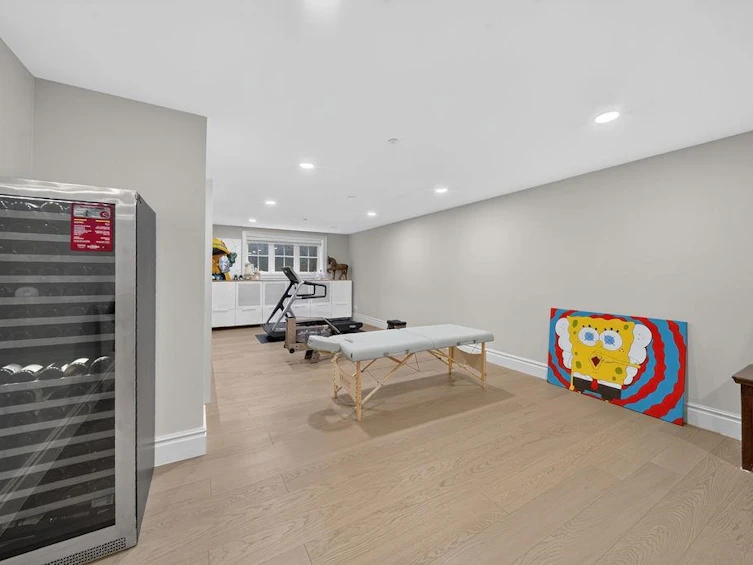 2599 W 36th Avenue, Vancouver, BC, V6N 2P6 - 36