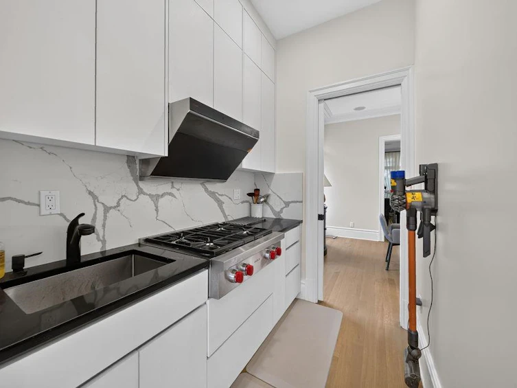 2599 W 36th Avenue, Vancouver, BC, V6N 2P6 - 16