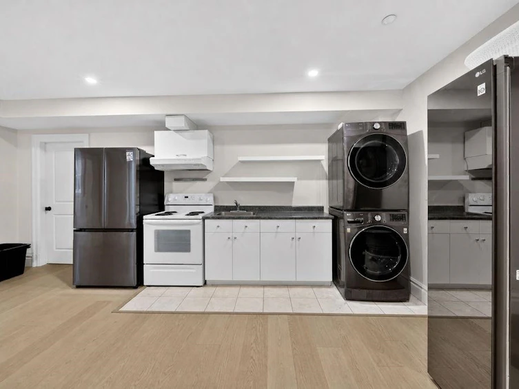 2599 W 36th Avenue, Vancouver, BC, V6N 2P6 - 33