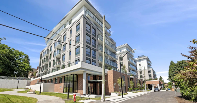213-82 1st Street, New Westminster, BC, V3L 2G1