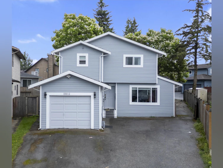 13232 82 Avenue, Surrey, BC, V3W 8Z4