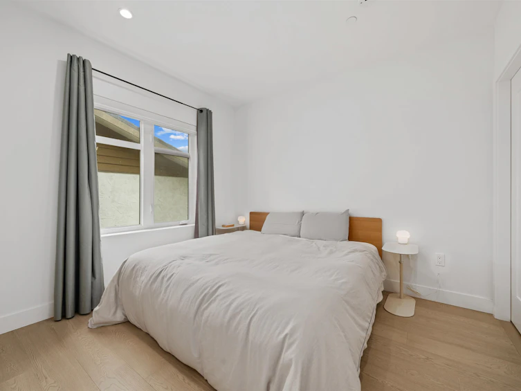3128 Inverness Street, Vancouver, BC, V5T 0J6 - 24