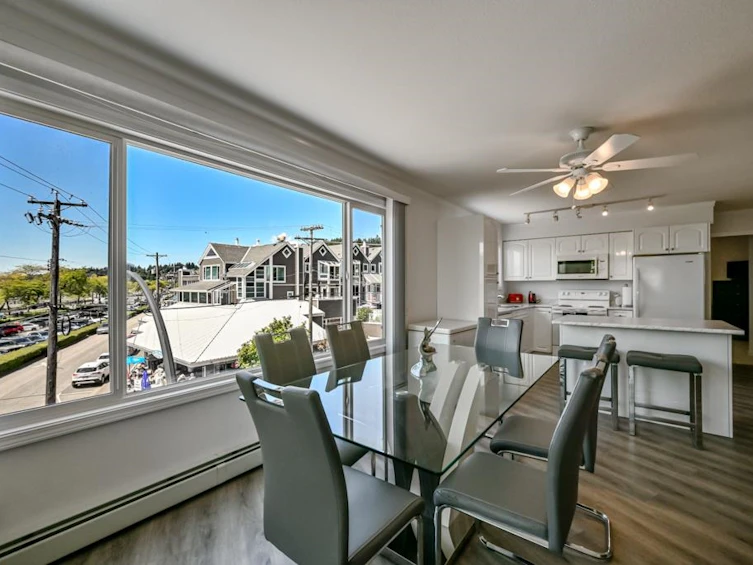 201-14881 Marine Drive, Surrey, BC, V4B 1C2 - 13