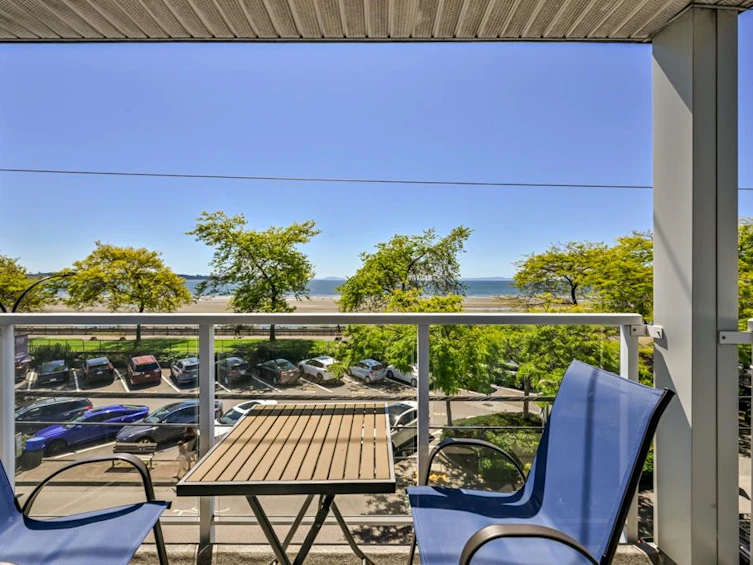 201-14881 Marine Drive, Surrey, BC, V4B 1C2 - 28