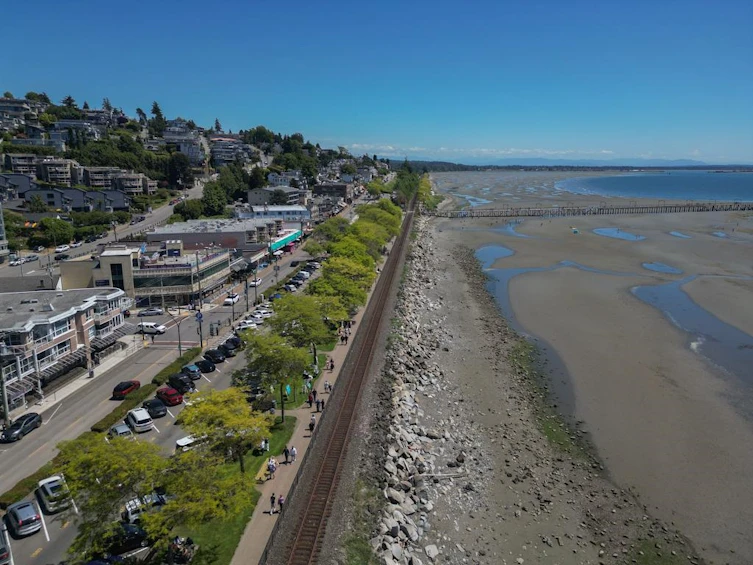 201-14881 Marine Drive, Surrey, BC, V4B 1C2 - 3