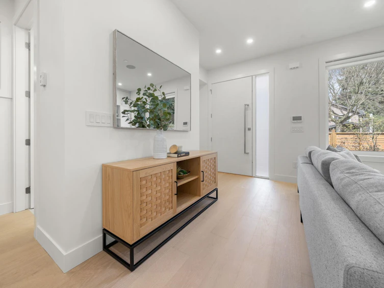 1-1582 E 2nd Avenue, Vancouver, BC, V5N 1C7 - 8