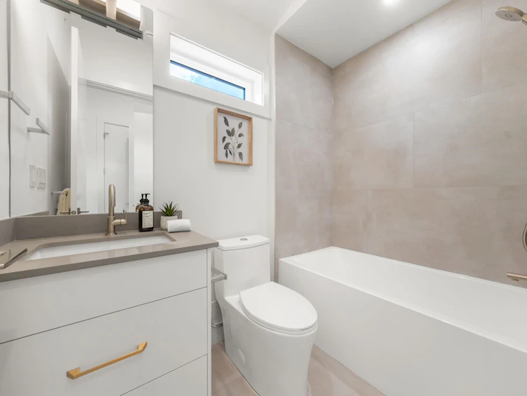 1-1582 E 2nd Avenue, Vancouver, BC, V5N 1C7 - 37