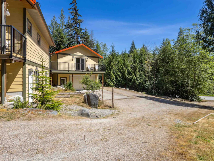 5823 Leaning Tree Road, Halfmoon Bay, BC, V7Z 1C2 - 39