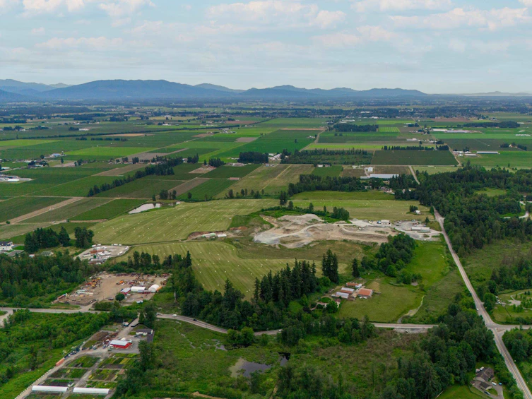 28310 Huntingdon Road, Abbotsford, BC, V4X 1A3 - 6